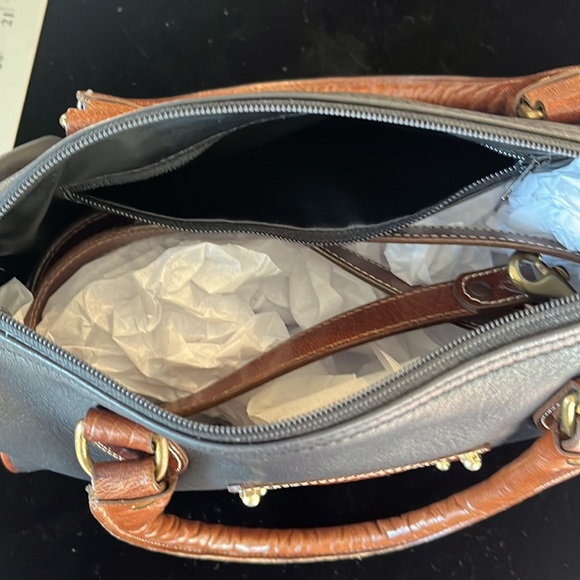 Etienne Aligner Vintage black and brown leather satchel awesome condition - Picture 15 of 15